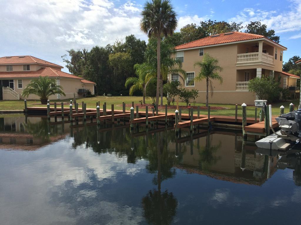 Tradewinds Homosassa Marina Resort Bagian luar foto
